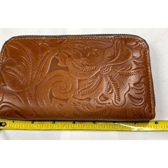 Patricia Nash Brown Tooled Italian Leather Floral  Zip Around Wristlet 8” Wallet - Picture 5 of 7